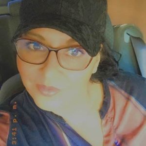 Meet your Posher, Lupita